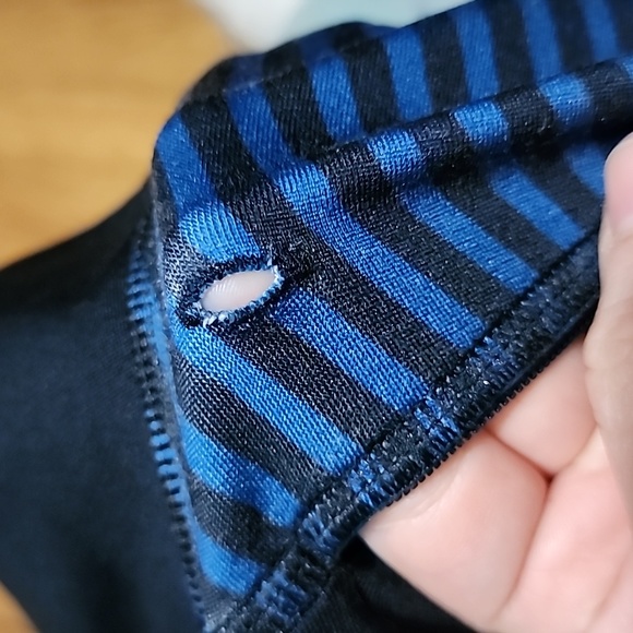 Under Armour Cropped Leggings - Picture 4 of 4